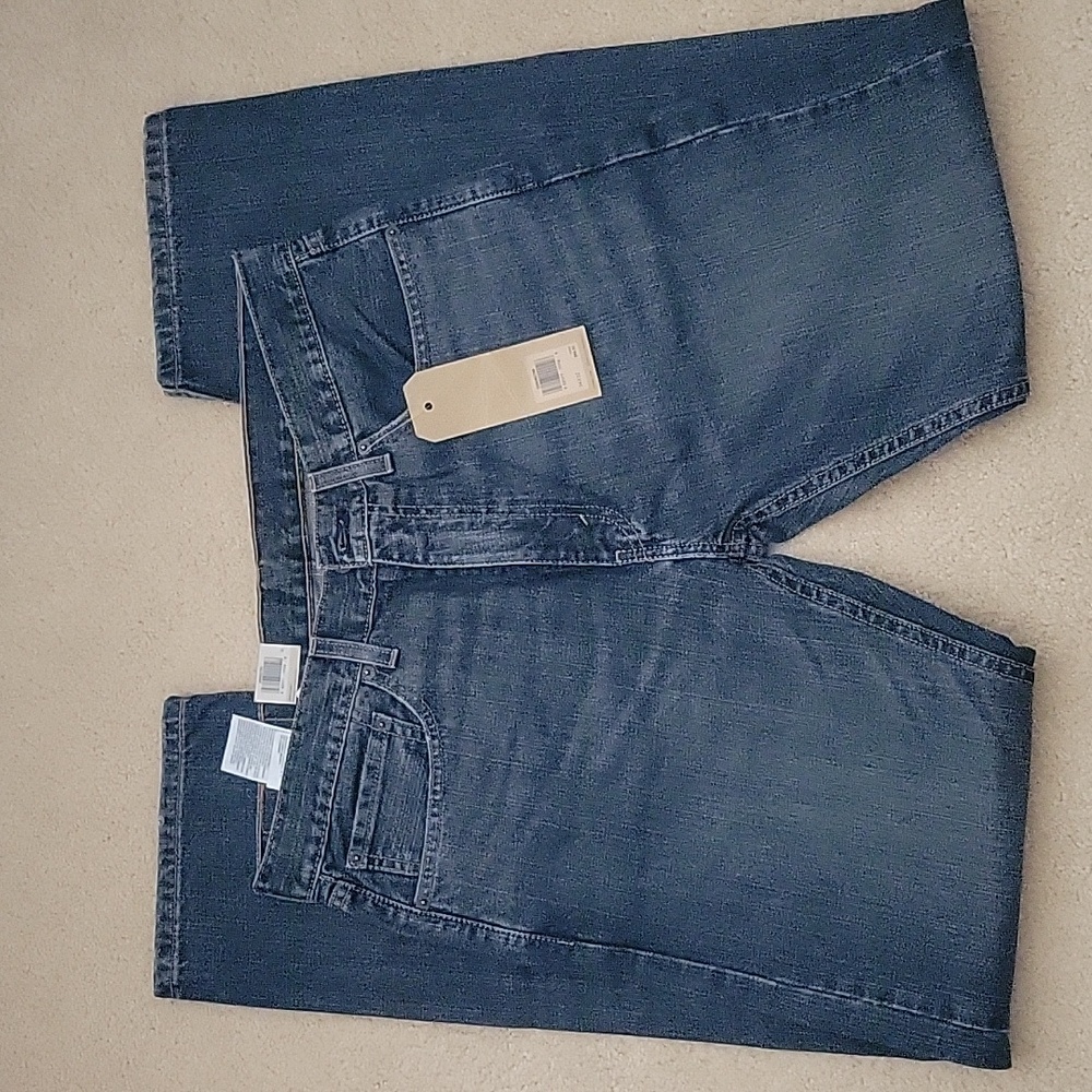 NWT Levi's 505 Regular Fit Men's Jeans 005052765. 34x32